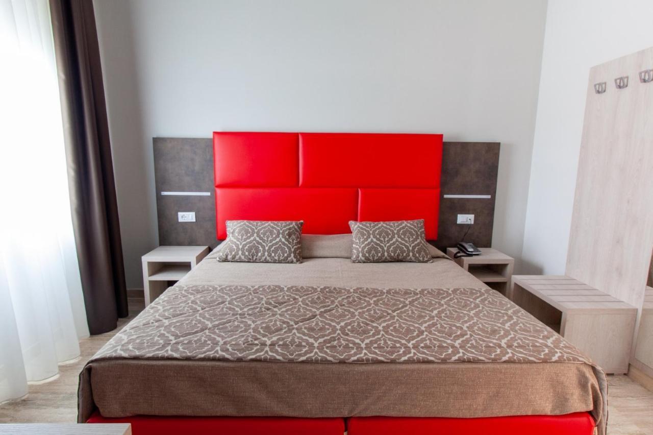 Hotel Europa Термоли Екстериор снимка